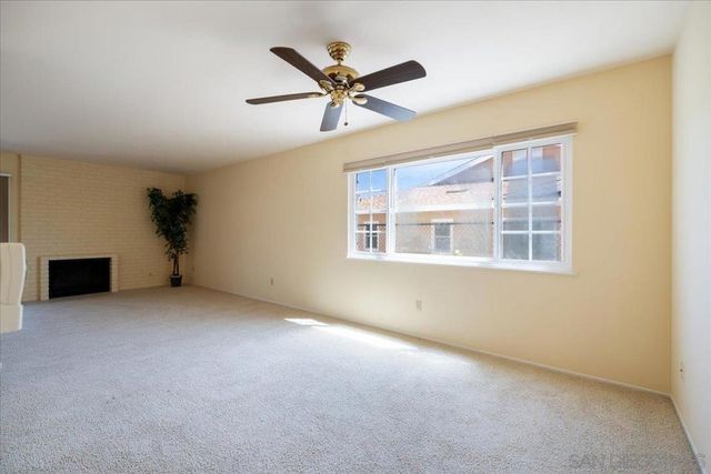 16620 San Salvador Ct, San Diego, CA 92128