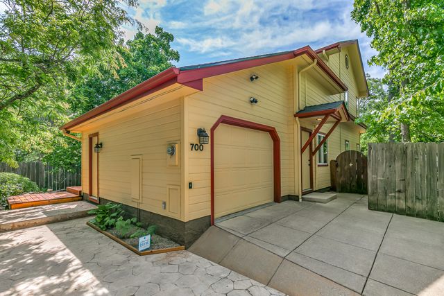 700 Clay Street, Ashland, OR 97520