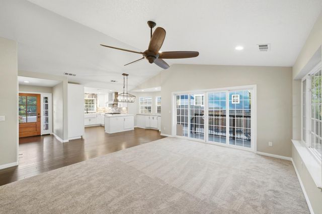 160 Sierra Mesa Pl, Auburn, CA 95603