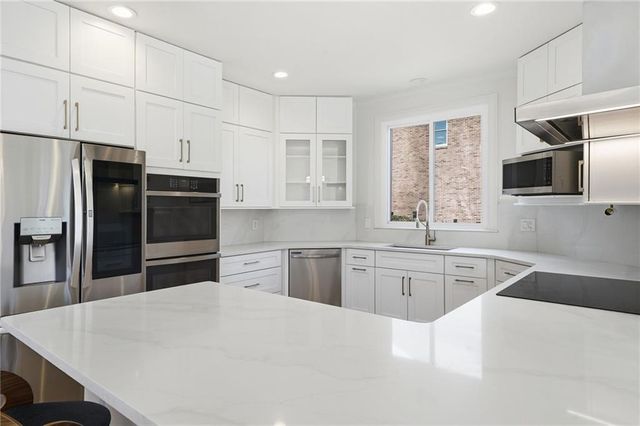 10675 Oxford Mill Circle, Alpharetta, GA 30022