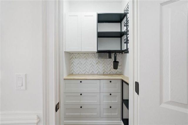 10675 Oxford Mill Circle, Alpharetta, GA 30022