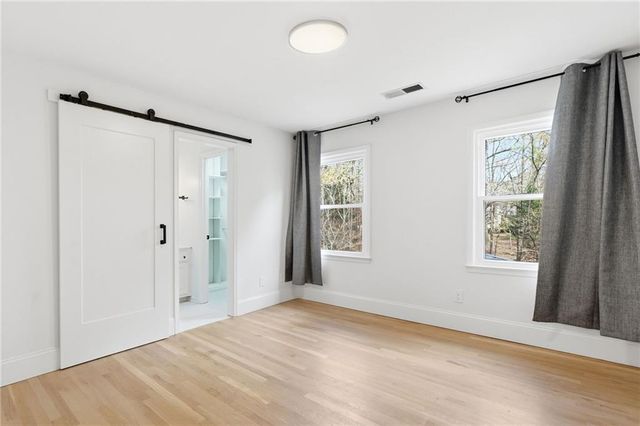 10675 Oxford Mill Circle, Alpharetta, GA 30022