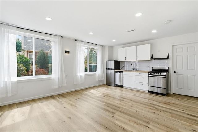 10675 Oxford Mill Circle, Alpharetta, GA 30022