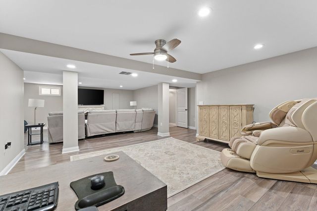 5966 Beacon Lane, Portage, IN 46368