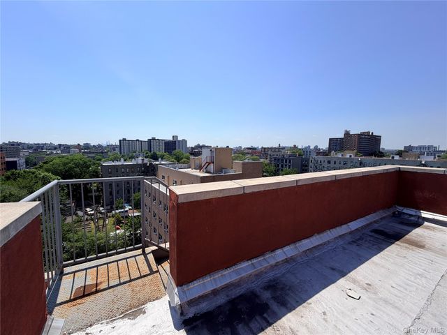 772 E 182nd Street, Bronx, NY 10460