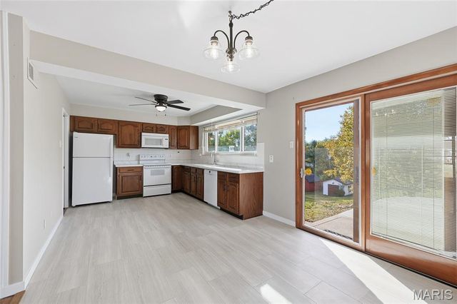 5445 Mild Drive, St Louis, MO 63129