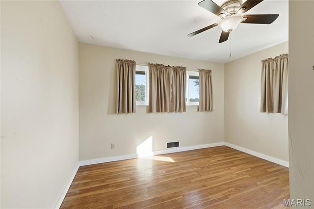 5445 Mild Drive, St Louis, MO 63129