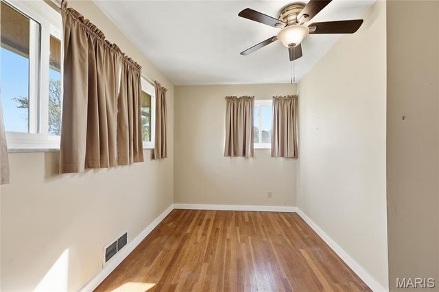 5445 Mild Drive, St Louis, MO 63129