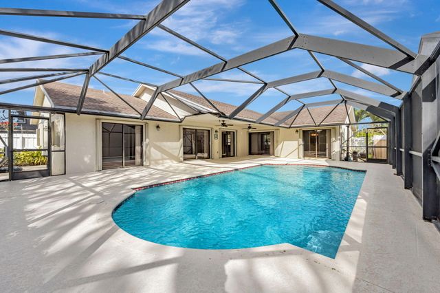 21356 Summertrace Circle, Boca Raton, FL 33428