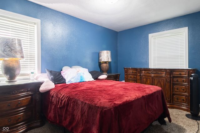 2011 Rosewood Avenue, Anderson, IN 46011