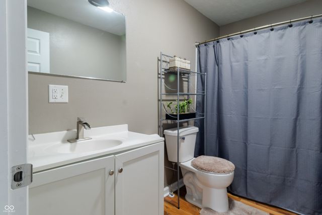 2011 Rosewood Avenue, Anderson, IN 46011