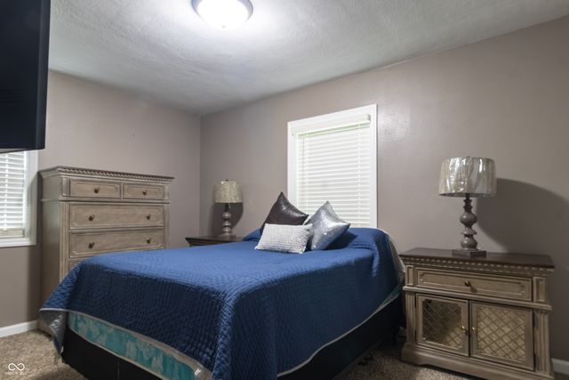 2011 Rosewood Avenue, Anderson, IN 46011