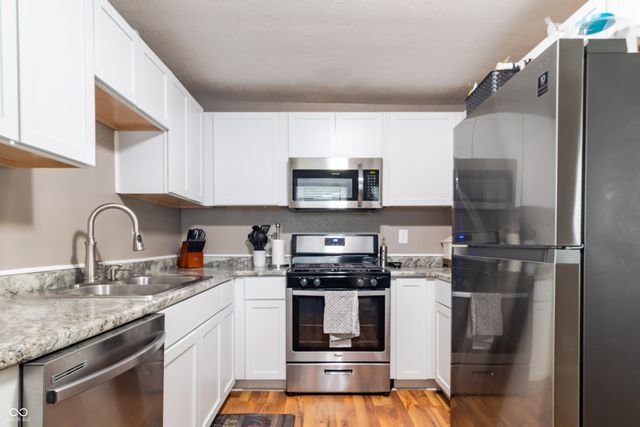 2011 Rosewood Avenue, Anderson, IN 46011