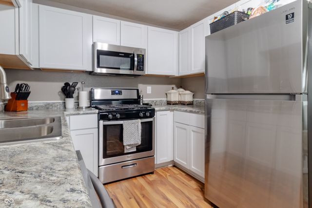 2011 Rosewood Avenue, Anderson, IN 46011