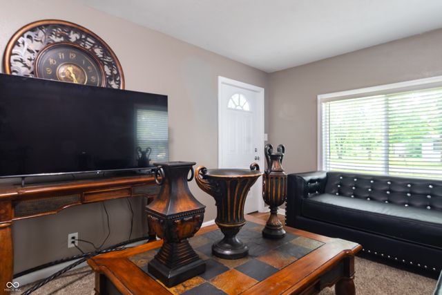 2011 Rosewood Avenue, Anderson, IN 46011