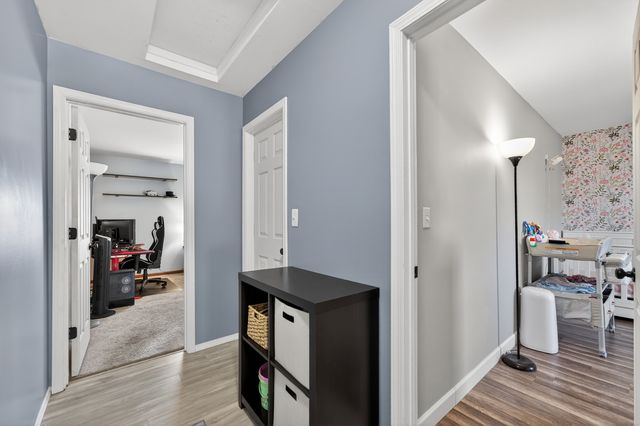 842 N Tamarac Boulevard, Addison, IL 60101