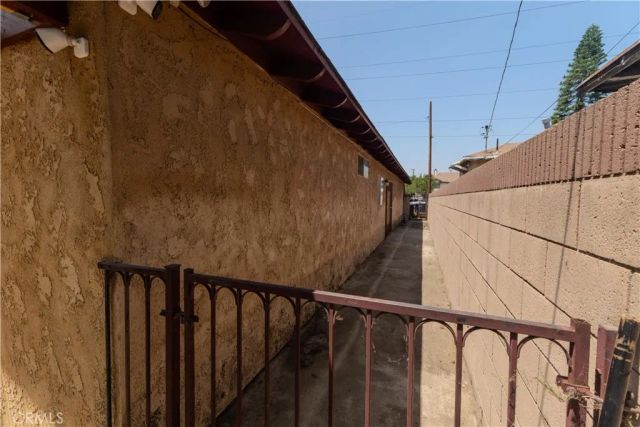 8936 Gallatin Rd, Pico Rivera, CA 90660