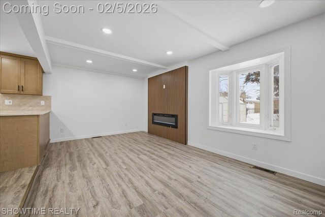 11248 Forrer Drive, Sterling Heights, MI 48312