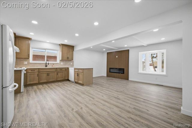 11248 Forrer Drive, Sterling Heights, MI 48312