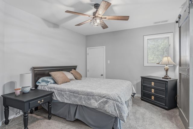 14828 Walnut Creek Drive, Fort Wayne, IN 46814