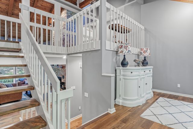 14828 Walnut Creek Drive, Fort Wayne, IN 46814