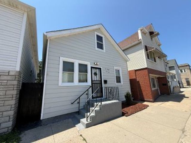 13410 S Brandon Avenue, Chicago, IL 60633