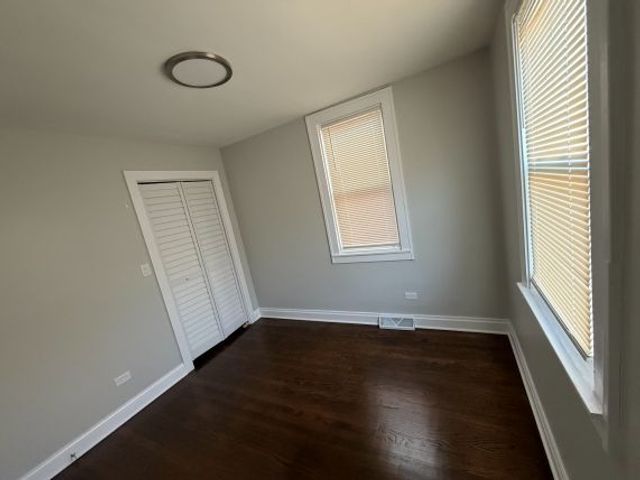 13410 S Brandon Avenue, Chicago, IL 60633