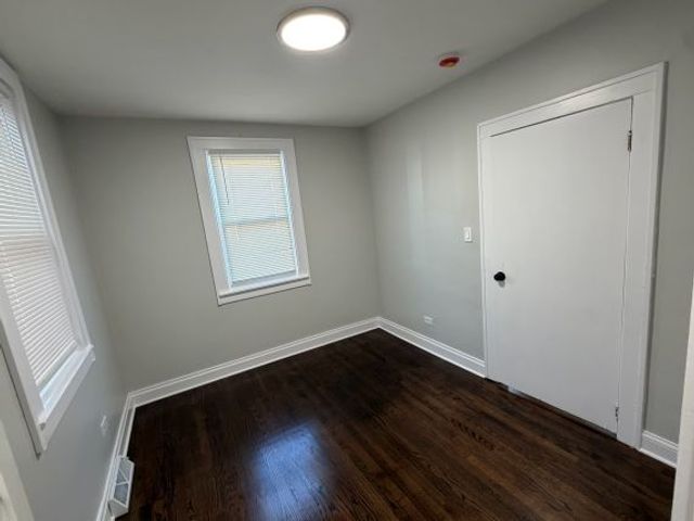 13410 S Brandon Avenue, Chicago, IL 60633