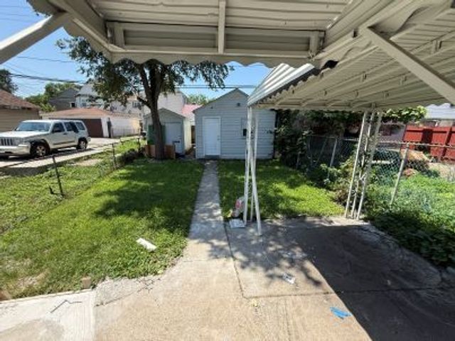 13410 S Brandon Avenue, Chicago, IL 60633