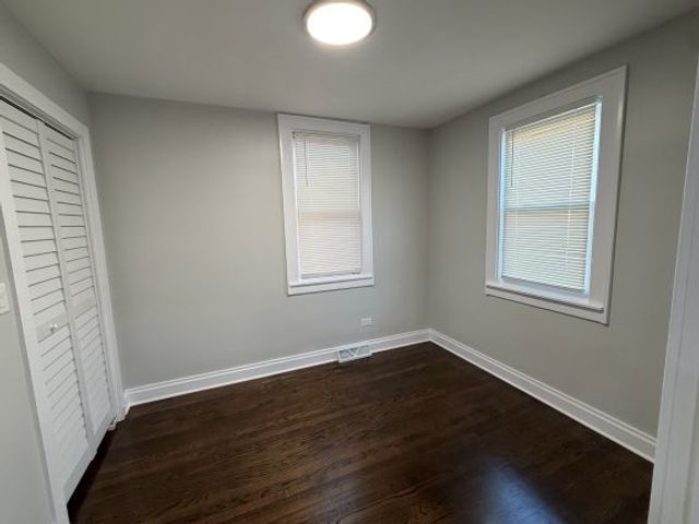 13410 S Brandon Avenue, Chicago, IL 60633