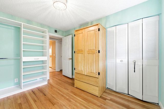 5932 Chesbro Avenue, San Jose, CA 95123