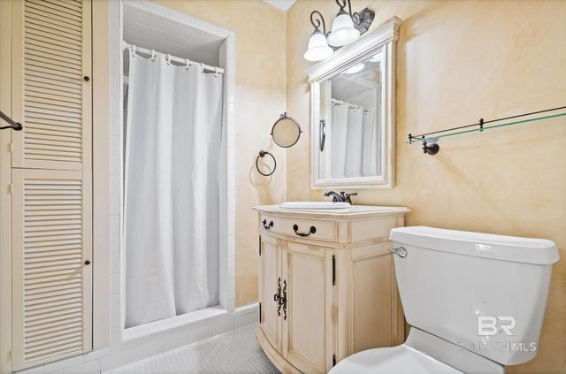 106 Esplanade Avenue, Mobile, AL 36606