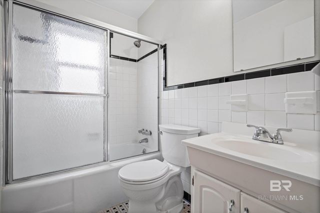 106 Esplanade Avenue, Mobile, AL 36606