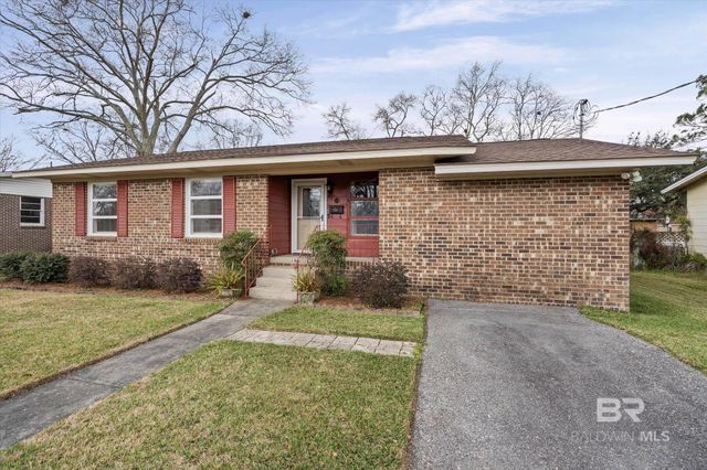 106 Esplanade Avenue, Mobile, AL 36606