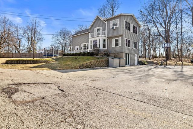 W2851 Swinghurst LANE, Lake Geneva, WI 53147