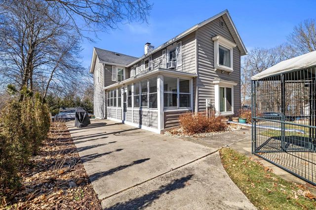 W2851 Swinghurst LANE, Lake Geneva, WI 53147