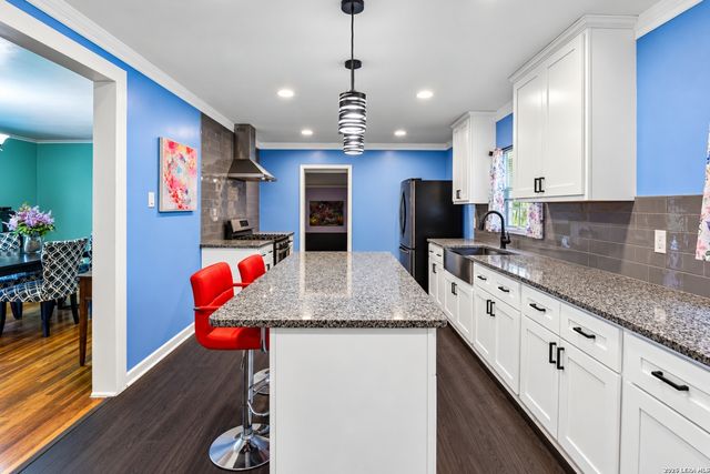 331 SUTTON DR, San Antonio, TX 78228