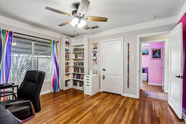 331 SUTTON DR, San Antonio, TX 78228