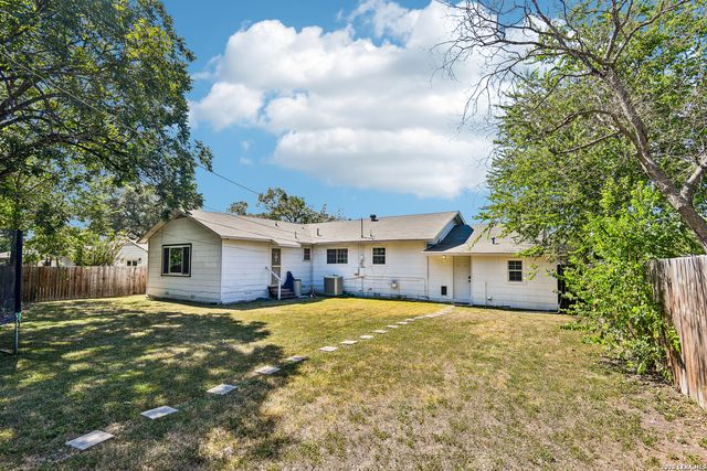 331 SUTTON DR, San Antonio, TX 78228