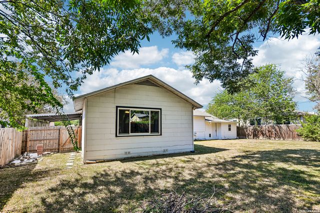 331 SUTTON DR, San Antonio, TX 78228