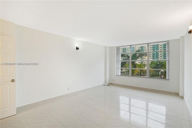 3800 S Ocean Drive 414, Hollywood, FL 33019
