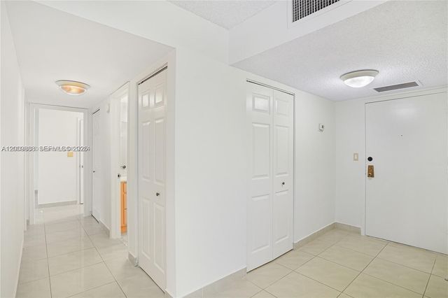 3800 S Ocean Drive 414, Hollywood, FL 33019