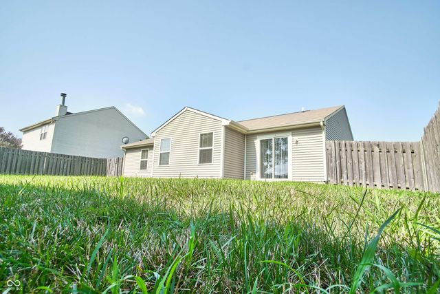 12983 Quarterback Lane, Fishers, IN 46037