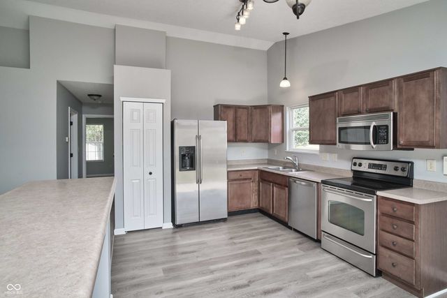 12983 Quarterback Lane, Fishers, IN 46037