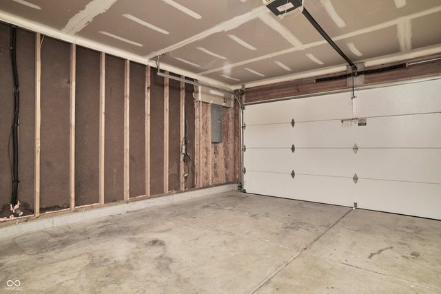 12983 Quarterback Lane, Fishers, IN 46037