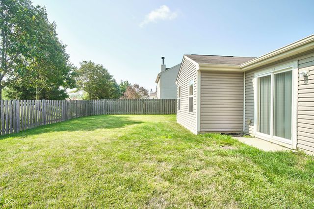 12983 Quarterback Lane, Fishers, IN 46037