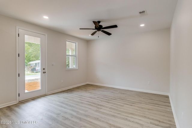 8713 Barnacle Boulevard, Ocean Springs, MS 39564