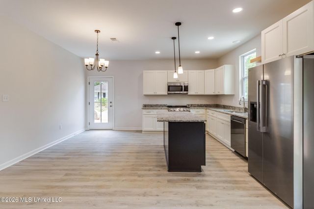 8713 Barnacle Boulevard, Ocean Springs, MS 39564