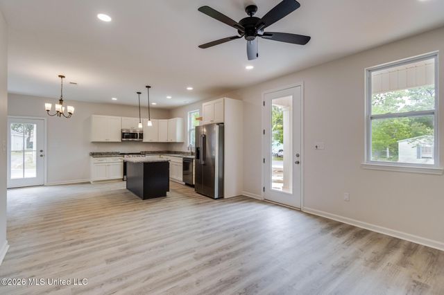 8713 Barnacle Boulevard, Ocean Springs, MS 39564