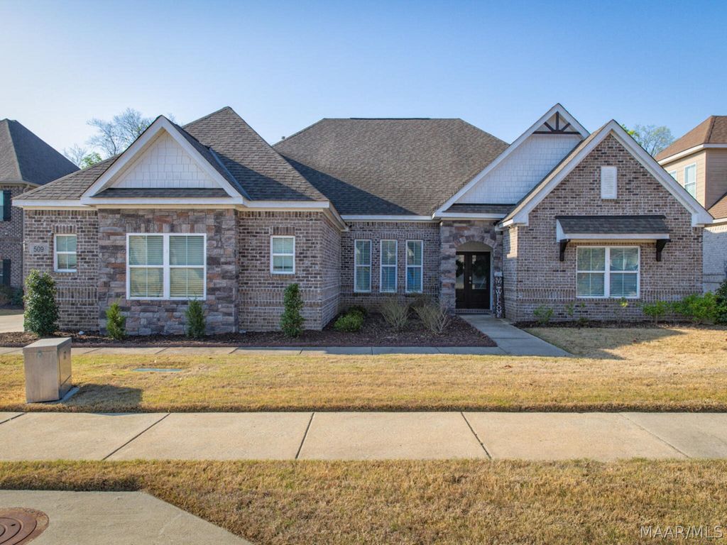 509 Pointer Place, Pike Road, AL 36064